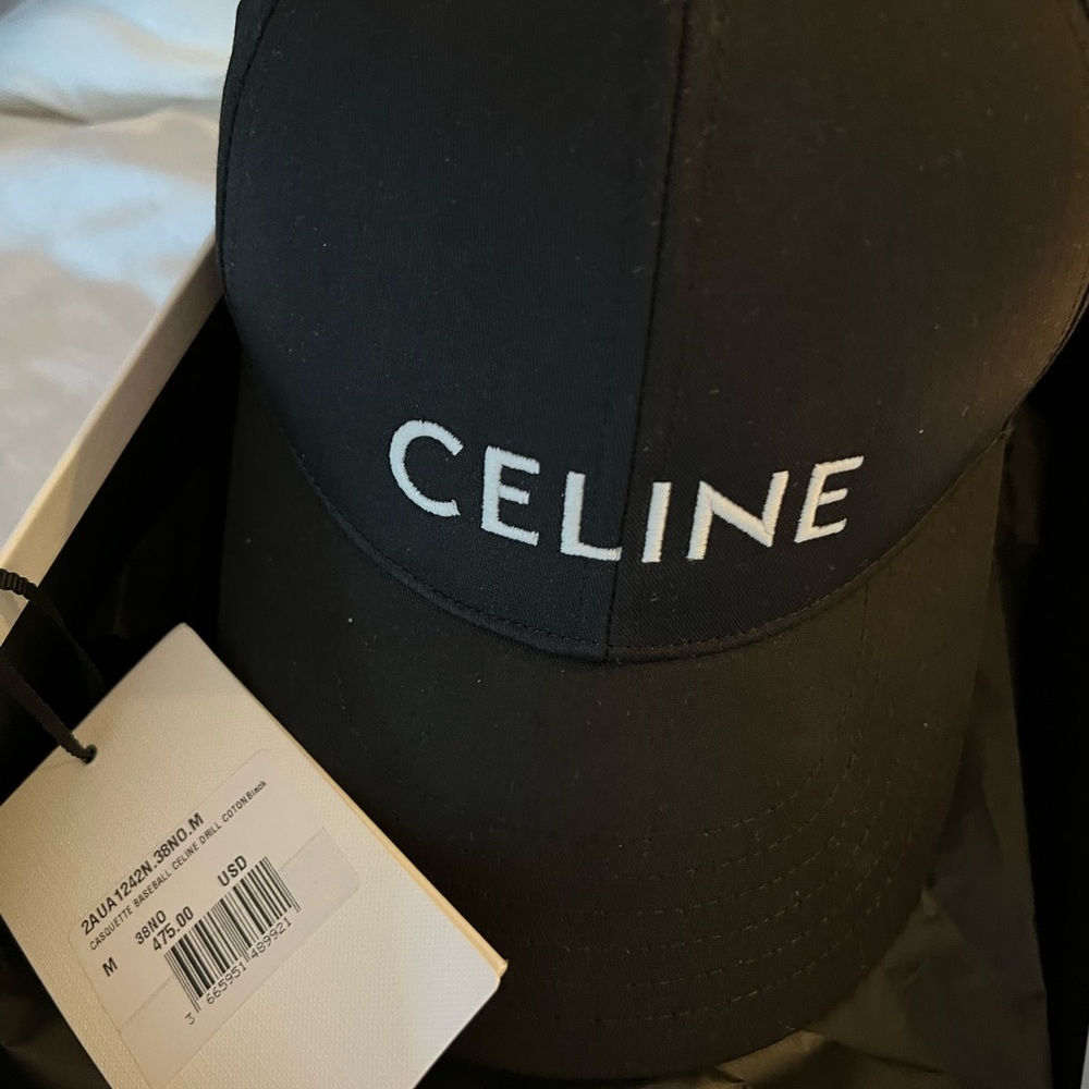 Celine logo hat black new with tag - Picture 3 of 3